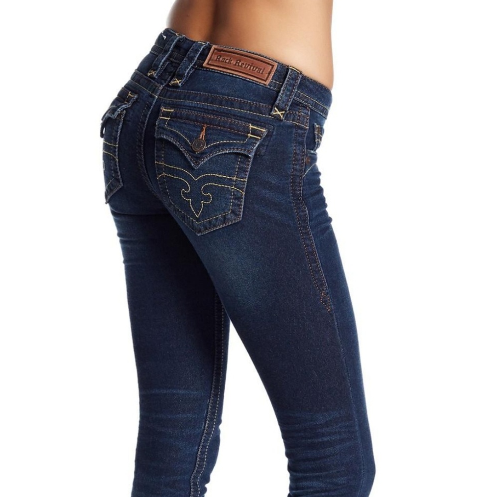 ♥️SOLD♥️ Rock Revival Skinny Jean's - Picture 1 of 5